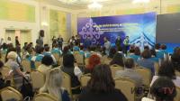 Отличившихся на олимпиадах школьников наградил аким в Павлодаре